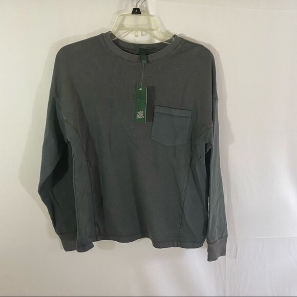 Wild Fable Women’s Crew Neck Waffle Knit Long Sleeve Sweatshirt - Picture 2 of 7